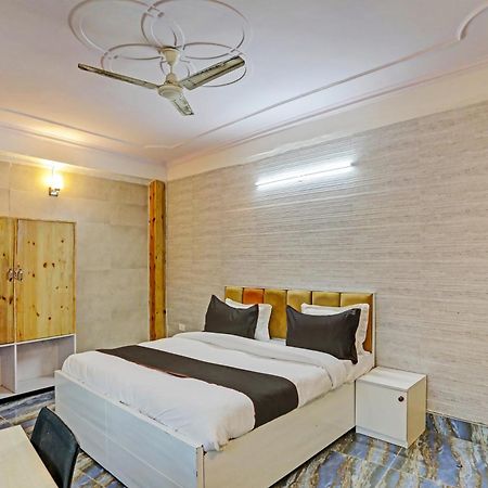 Umen Hotel Nearest Sector 66 Noida Exterior photo